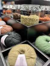 Afbeelding in Gallery-weergave laden, Knitkat wolknuffel namiddag Lang Yarns Winter 2026/27