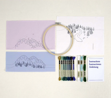 Afbeelding in Gallery-weergave laden, pre-order DMC Borduurkit Winter landscape 18,5cm