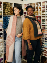 Afbeelding in Gallery-weergave laden, LP Knits from the LYS