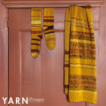 Afbeelding in Gallery-weergave laden, Scheepjes Yarn Bookazine 18 The Family Issue