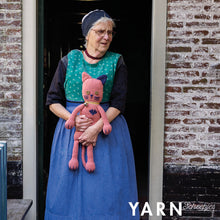 Afbeelding in Gallery-weergave laden, Scheepjes Yarn Bookazine 18 The Family Issue
