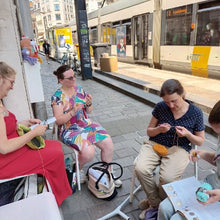 Afbeelding in Gallery-weergave laden, World wide knit in public day 2024