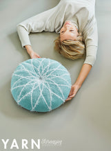 Afbeelding in Gallery-weergave laden, YARN Bookazine 11 Macro Botanica