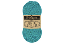 Afbeelding in Gallery-weergave laden, River Washed 948 Danube
