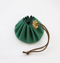 Afbeelding in Gallery-weergave laden, Cohana Hemji Leren tas groen