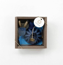 Afbeelding in Gallery-weergave laden, Cohana Seki Mini Schaar in tasje met trekkoord blauw