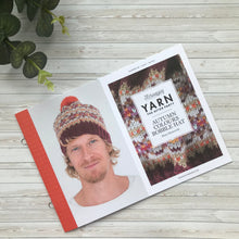 Afbeelding in Gallery-weergave laden, YTAP 36 Autumn Colours Bobble hat