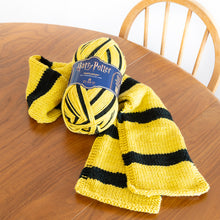 Afbeelding in Gallery-weergave laden, DMC Harry Potter magisch garen voor sjaal
