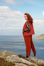 Afbeelding in Gallery-weergave laden, Punto 87 Spirit of Donegal - Wild Atlantic Way
