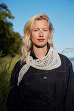 Afbeelding in Gallery-weergave laden, Punto 94 Cashmere extra lace
