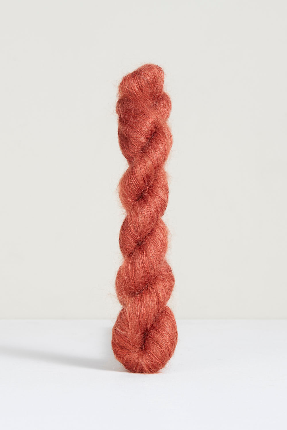 Urth Yarn Bonmoher R50 Smoke