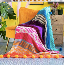 Afbeelding in Gallery-weergave laden, Mix &amp; Match Modern crochet blankets ENGELS
