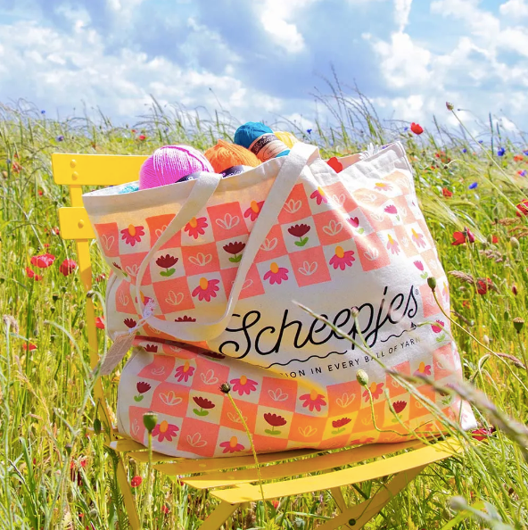 Scheepjes  Universe in Bloom Tote bag