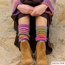 Afbeelding in Gallery-weergave laden, Katia Azteca Fine Socks &amp; More
