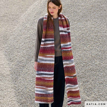 Afbeelding in Gallery-weergave laden, Katia Azteca Fine Socks &amp; More
