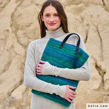 Afbeelding in Gallery-weergave laden, Katia Azteca Fine Socks &amp; More
