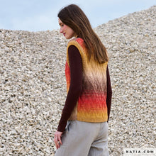 Afbeelding in Gallery-weergave laden, Katia Azteca Fine Socks &amp; More
