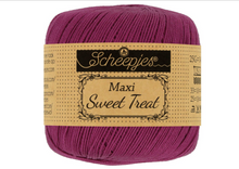 Afbeelding in Gallery-weergave laden, Scheepjes Maxi Sweet Treat 128 Tyrian Purple
